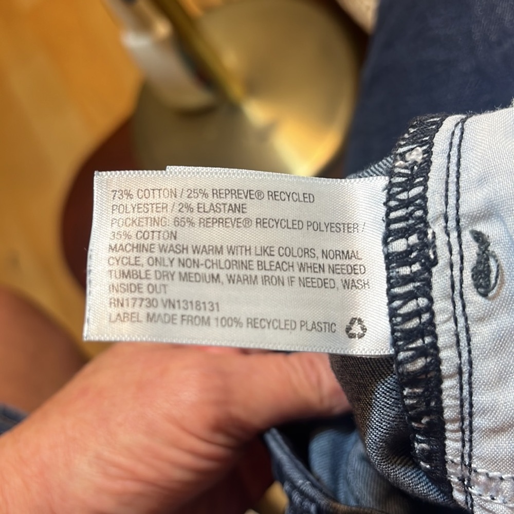 Universal Thread Mid Rise Skinny Jeans - Picture 4 of 5